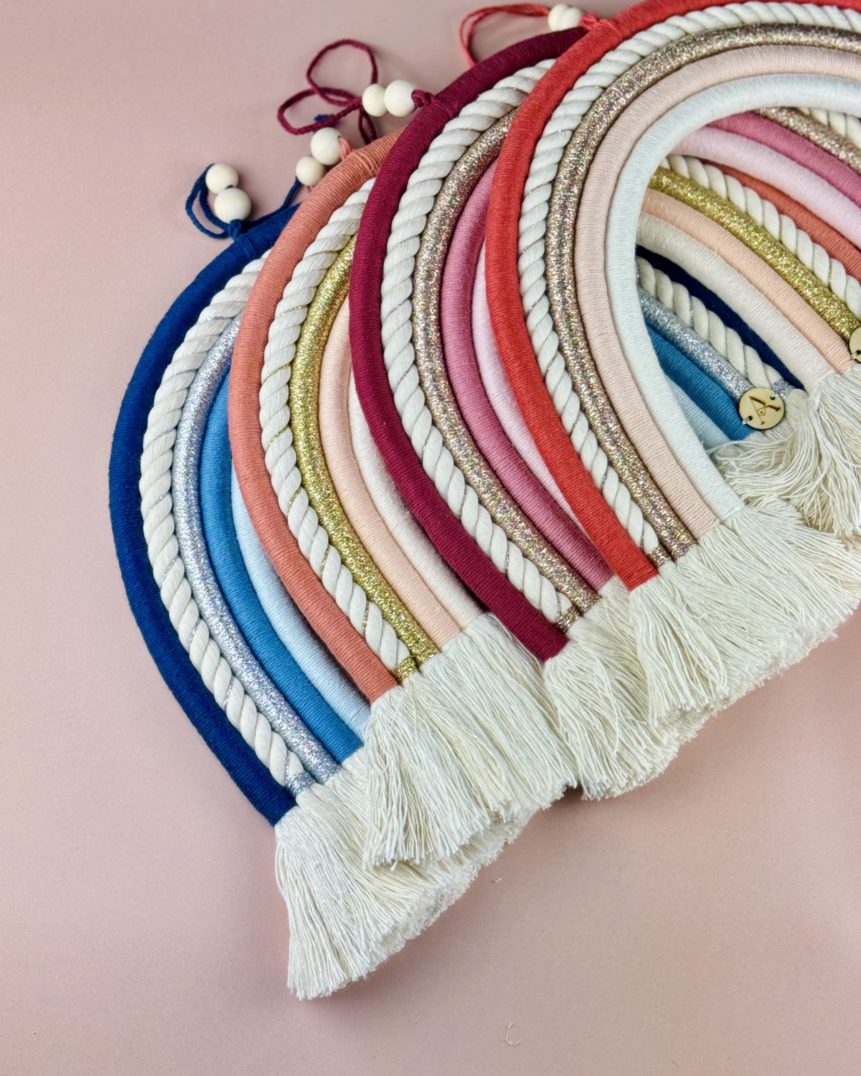 Arc-en-ciel macramé
